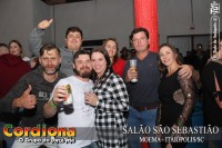 /album/baile-com-grupo-cordiona-salao-sao-sebastiao-moema-itaiopolis-sc/img-7703-jpg/